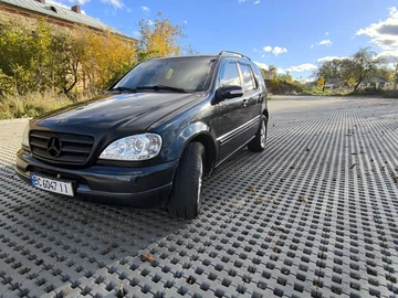 Авто Mercedes 320 2001 № 8077968