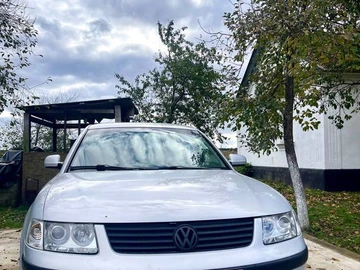 Авто Volkswagen Passat Sedan 2000 № 8078035