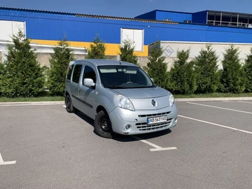 Авто Renault Kangoo Passenger 2010 № 8078063