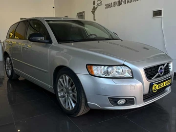 Авто Volvo V50 2011 № 8078211