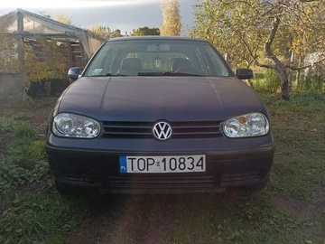 Авто Volkswagen Golf 2000 № 8078235