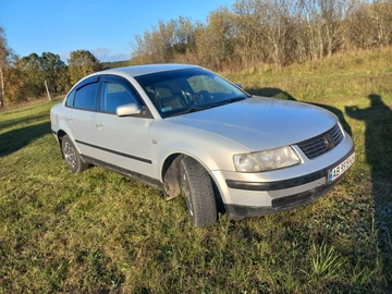 Авто Volkswagen Passat Sedan 1996 № 8078308