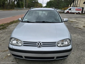 Авто Volkswagen Golf 2002 № 8078356