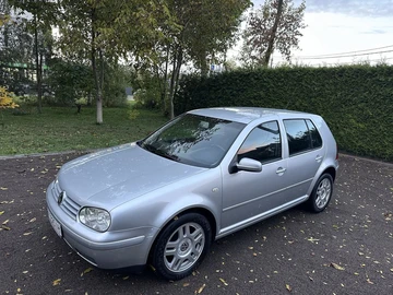 Авто Volkswagen Golf 2002 № 8078506