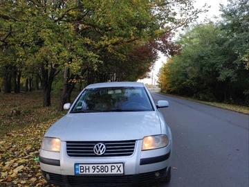 Авто Volkswagen Passat Sedan 2003 № 8078520
