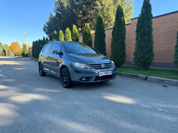Авто Volkswagen Golf Plus 2008 № 8078691