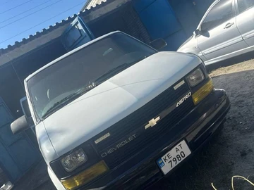 Авто Chevrolet Astro 2004 № 8078803