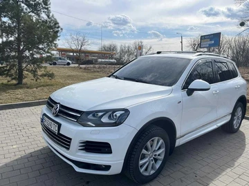 Авто Volkswagen Touareg 2012 № 8078875