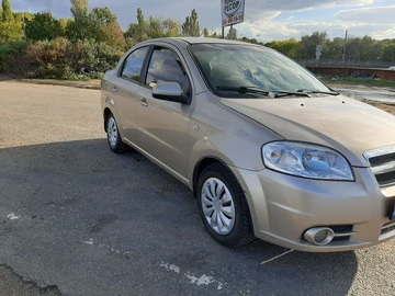 Авто Chevrolet Aveo 2007 № 8079043
