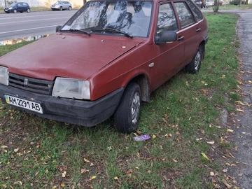Авто ВАЗ 2109 1989 № 8079192
