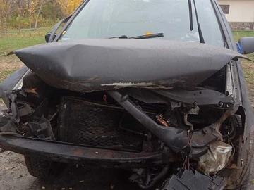 Авто Ford Galaxy 2002 № 8079219