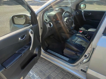 Авто Renault Koleos 2008 № 8079417