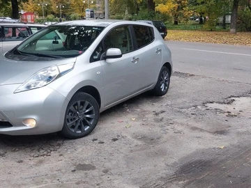 Авто Nissan Leaf 2012 № 8079441