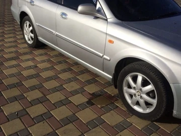 Авто Chevrolet Evanda 2002 № 8079634