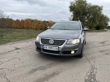Авто Volkswagen Passat Variant 2005 № 8079660