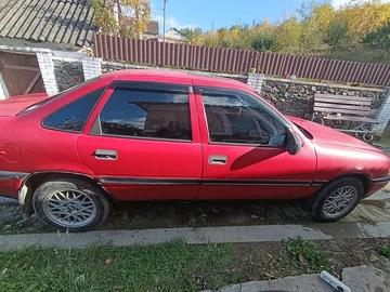 Авто Opel Vectra 1990 № 8079728