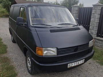 Авто Volkswagen Transporter 1992 № 8079825