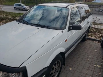 Авто Volkswagen Passat Cc 1989 № 8079964