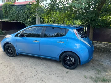 Авто Nissan Leaf 2015 № 8080019