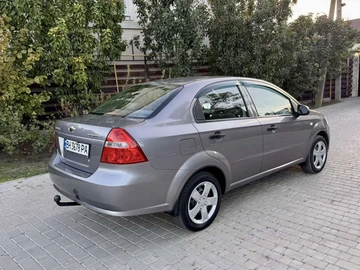 Авто Chevrolet Aveo 2006 № 8080387