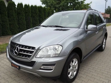 Авто Mercedes Ml Серия 2011 № 8080424