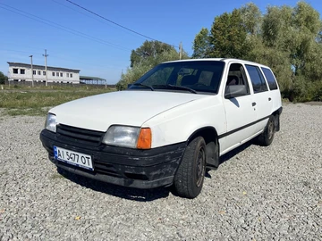 Авто Opel Kadett 1989 № 8080552