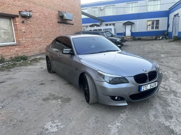 Авто BMW 5 Серия 2004 № 8080555
