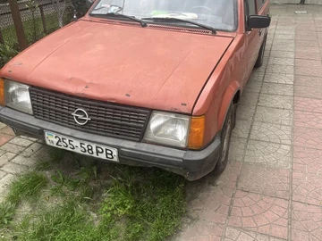 Авто Opel Kadett 1990 № 8080558