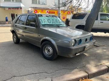 Авто Volkswagen Golf 1990 № 8080871