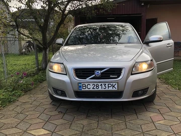 Авто Volvo V50 2008 № 8080950