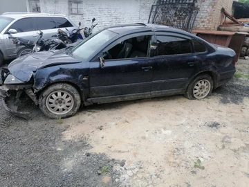 Авто Volkswagen Passat Sedan 1998 № 8080968