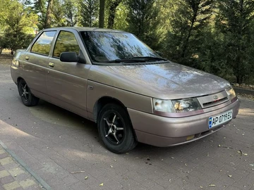 Авто ВАЗ 2110 2001 № 8080995