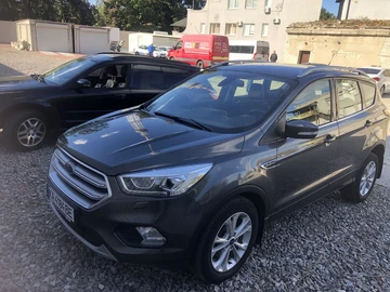 Авто Ford Kuga 2019 № 8081015