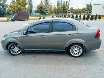 Авто Chevrolet Aveo 2007 № 8081017