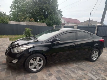 Авто Hyundai Elantra 2013 № 8081021