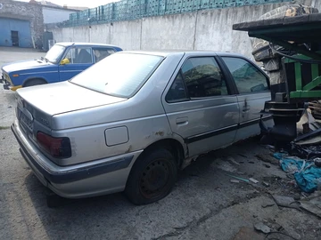 Авто Peugeot 405 2004 № 8081022