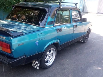 Авто ВАЗ 21053 1992 № 8081025