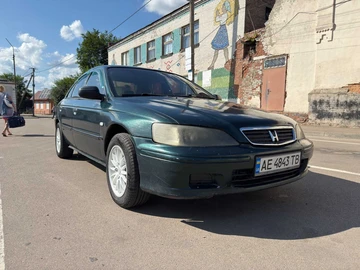 Авто Honda Accord 2000 № 8081143