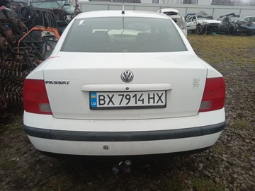 Авто Volkswagen Passat Sedan 1997 № 8081155