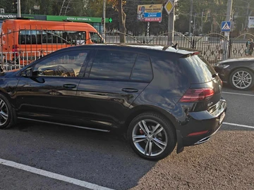 Авто Volkswagen Golf 2017 № 8081167