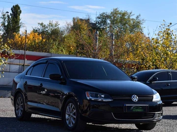 Авто Volkswagen Jetta 2012 № 8081234