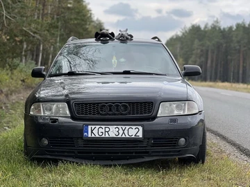 Авто Audi A4 1999 № 8081240