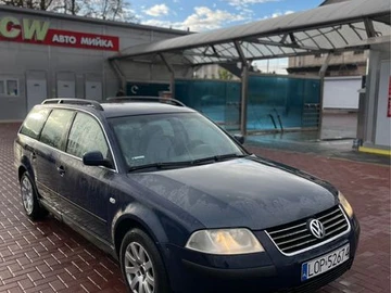 Авто Volkswagen Passat Variant 2003 № 8081437