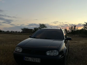 Авто Volkswagen Golf 2001 № 8081471