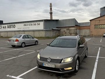 Авто Volkswagen Passat Variant 2012 № 8081571