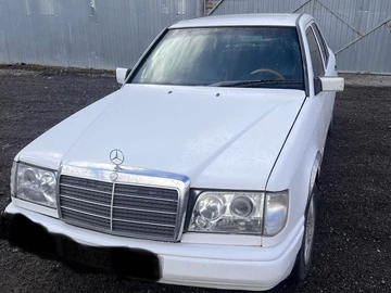 Авто Mercedes E Серия 1985 № 8081648