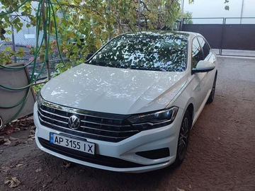 Авто Volkswagen Jetta 2018 № 8081660