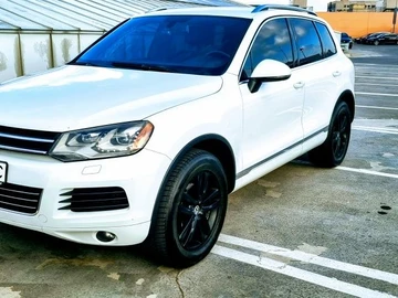 Авто Volkswagen Touareg 2013 № 8081758
