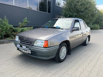 Авто Opel Kadett 1988 № 8081862