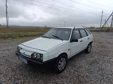 Авто ВАЗ 2109 1992 № 8081942